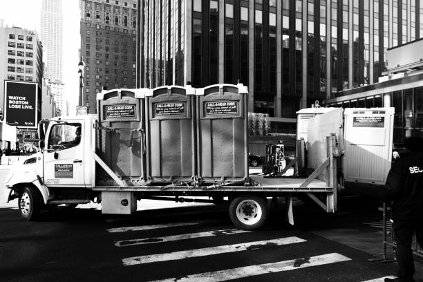 Best Portable bathroom rental  in Kronenwetter, WI